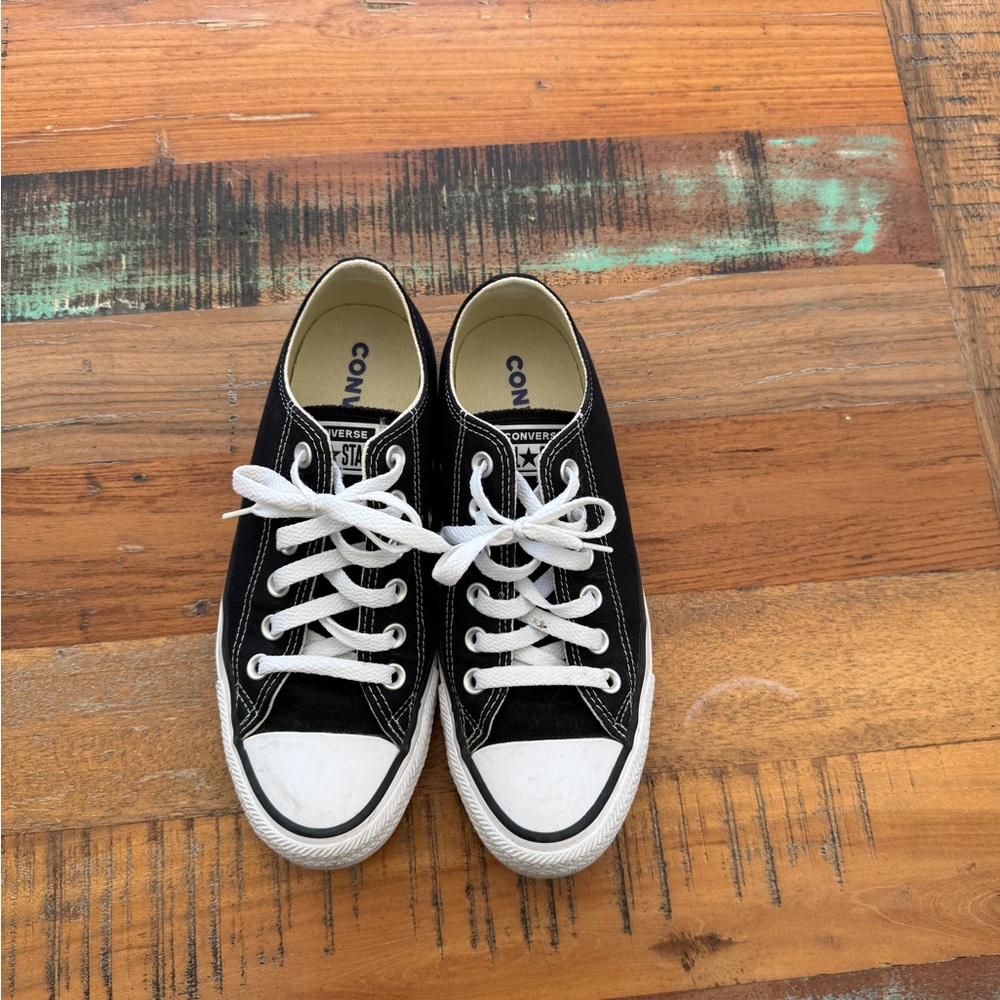 Women’s Converse Chuck Taylor All Star low top canvas sneakers